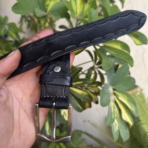 Cinturón artesanal mateado y teñido a mano