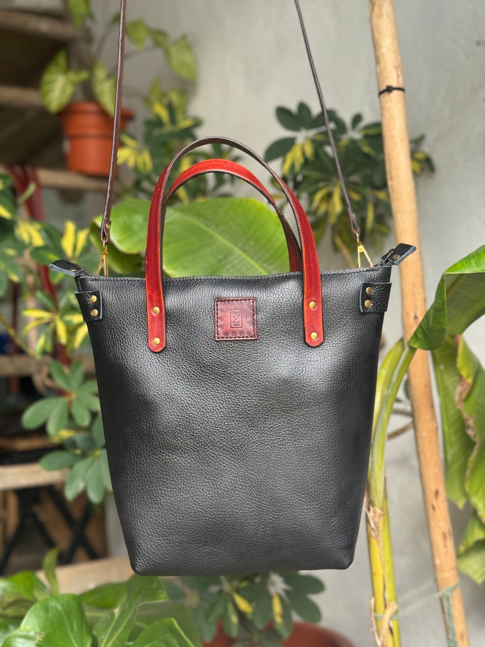 Bolso tote de vacuno negro - Imagen 2